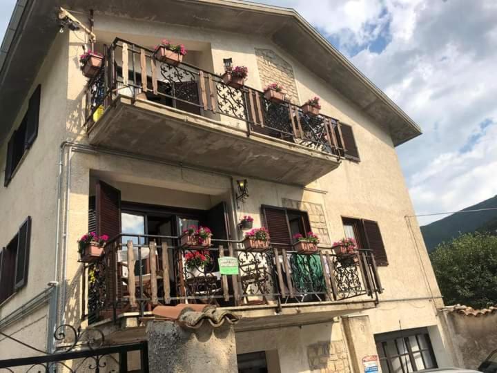 Casa vacanze Daniela Villetta Barrea Esterno foto